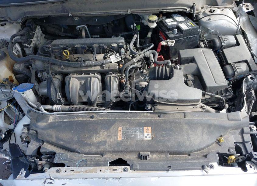 Photo 10 of 2015 Ford Fusion S (VIN 3FA6P0G7XFR180806)