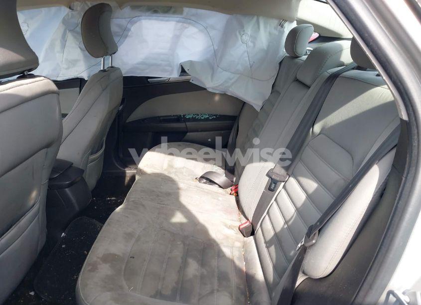 Photo 8 of 2015 Ford Fusion S (VIN 3FA6P0G7XFR180806)