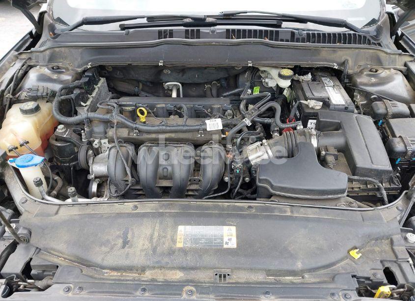 Photo 10 of 2015 Ford Fusion S (VIN 3FA6P0G7XFR202755)