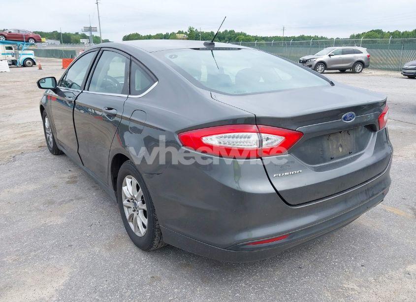 Photo 3 of 2015 Ford Fusion S (VIN 3FA6P0G7XFR202755)