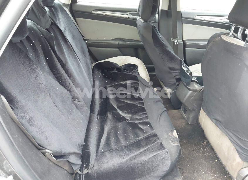 Photo 8 of 2015 Ford Fusion S (VIN 3FA6P0G7XFR202755)