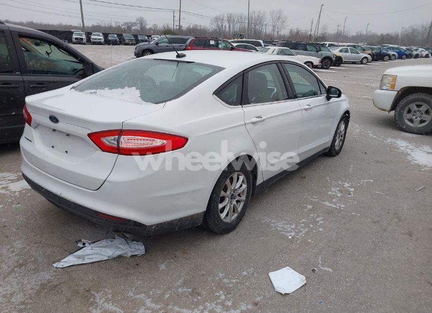 Photo 4 of 2016 Ford Fusion S (VIN 3FA6P0G7XGR201834)