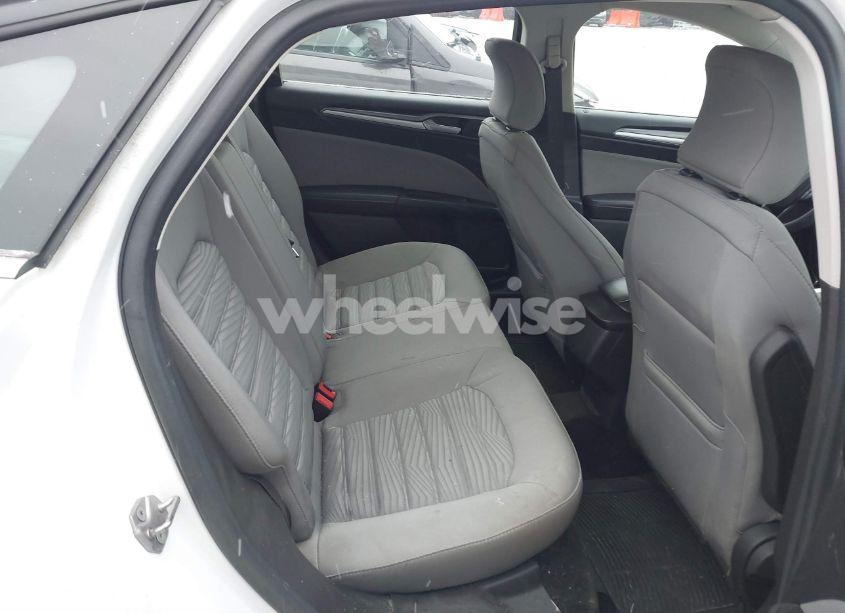 Photo 8 of 2016 Ford Fusion S (VIN 3FA6P0G7XGR201834)