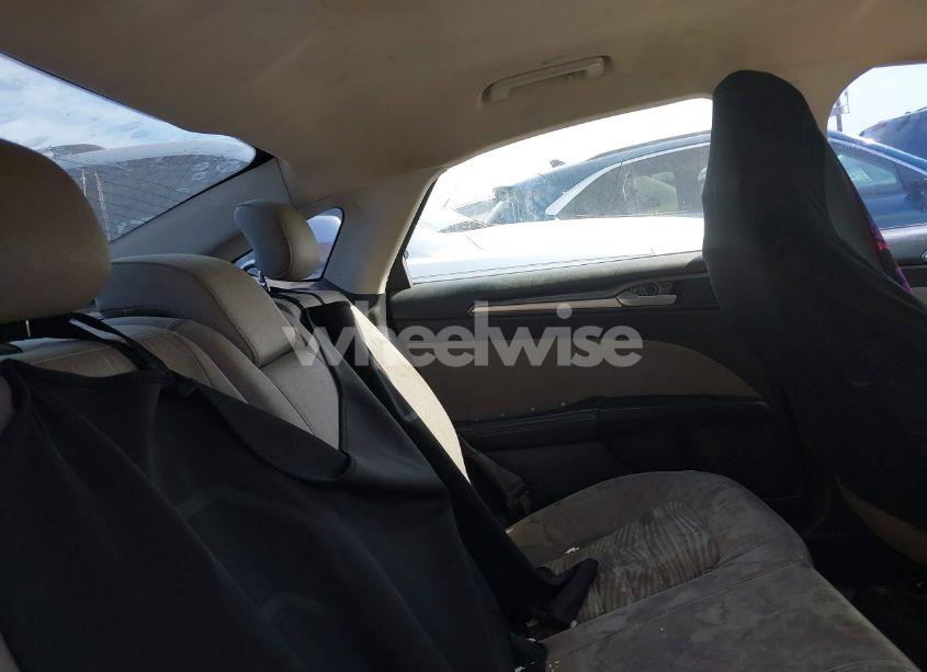 Photo 8 of 2016 Ford Fusion S (VIN 3FA6P0G7XGR237569)