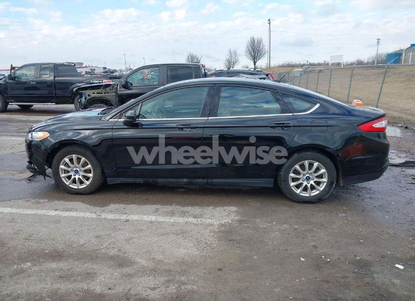 Photo 14 of 2016 Ford Fusion S (VIN 3FA6P0G7XGR246370)