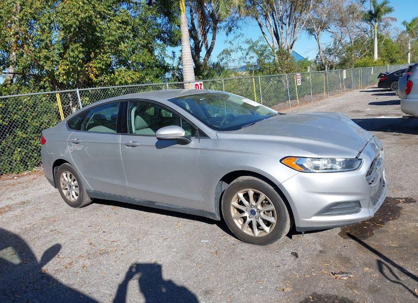 Photo 13 of 2016 Ford Fusion S (VIN 3FA6P0G7XGR378626)