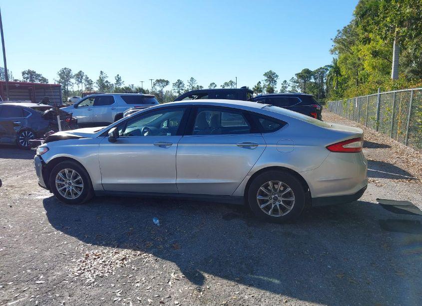 Photo 14 of 2016 Ford Fusion S (VIN 3FA6P0G7XGR378626)