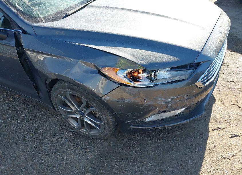 Photo 6 of 2017 Ford Fusion S (VIN 3FA6P0G7XHR353484)