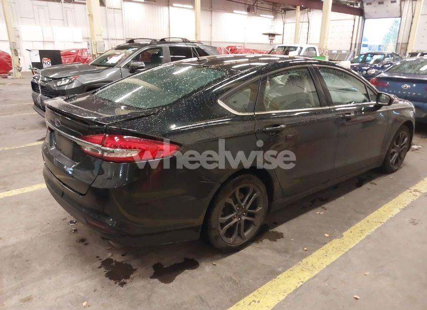 Photo 4 of 2018 Ford Fusion S (VIN 3FA6P0G7XJR136846)