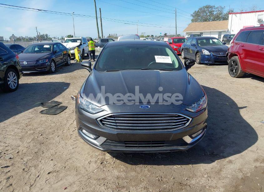 Photo 12 of 2018 Ford Fusion S (VIN 3FA6P0G7XJR165165)