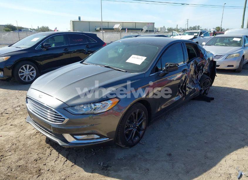 Photo 2 of 2018 Ford Fusion S (VIN 3FA6P0G7XJR165165)