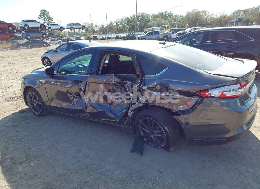 Photo 6 of 2018 Ford Fusion S (VIN 3FA6P0G7XJR165165)