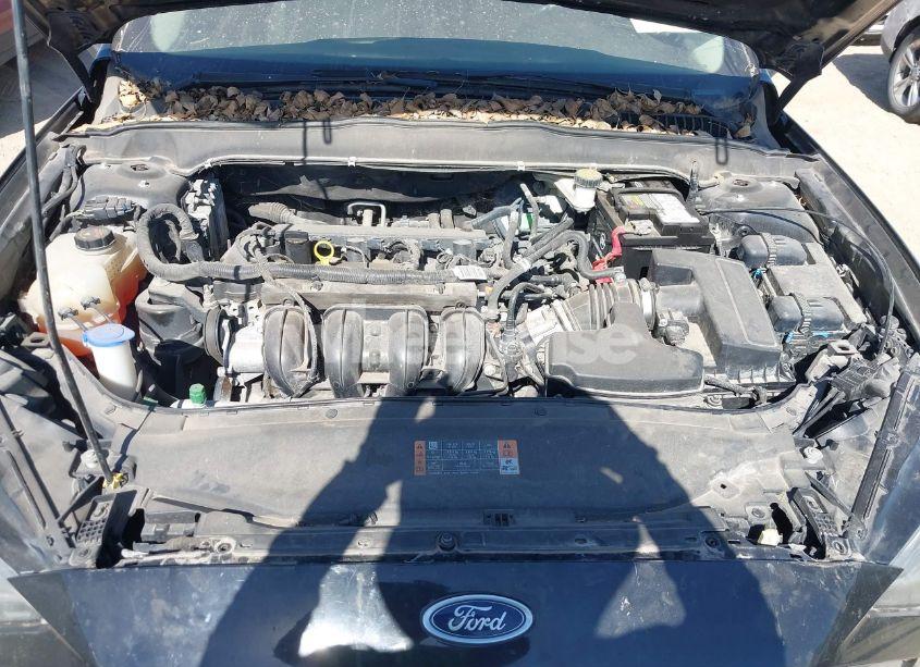 Photo 10 of 2018 Ford Fusion S (VIN 3FA6P0G7XJR166719)