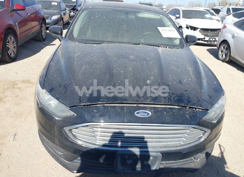 Photo 12 of 2018 Ford Fusion S (VIN 3FA6P0G7XJR166719)