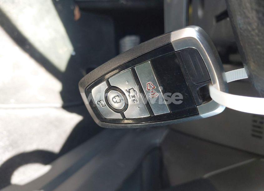 Photo 11 of 2018 Ford Fusion S (VIN 3FA6P0G7XJR273382)