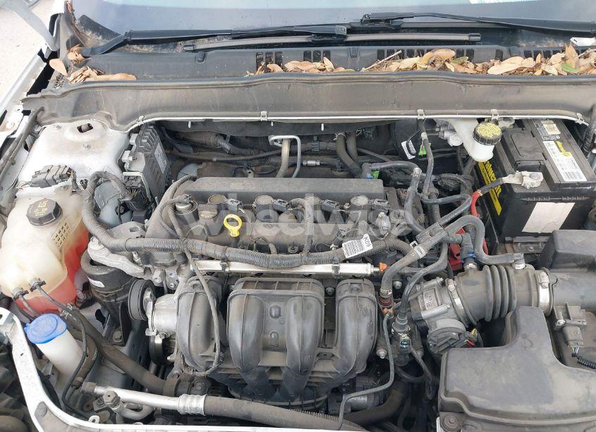 Photo 10 of 2019 Ford Fusion S (VIN 3FA6P0G7XKR160873)