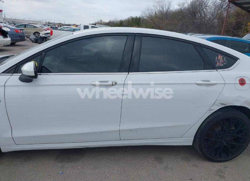 Photo 13 of 2019 Ford Fusion S (VIN 3FA6P0G7XKR160873)