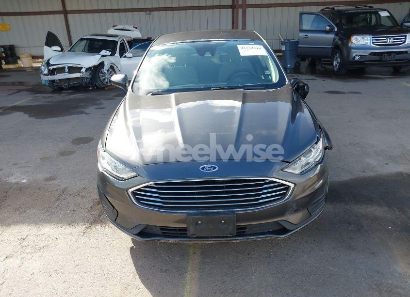 Photo 12 of 2019 Ford Fusion S (VIN 3FA6P0G7XKR232512)