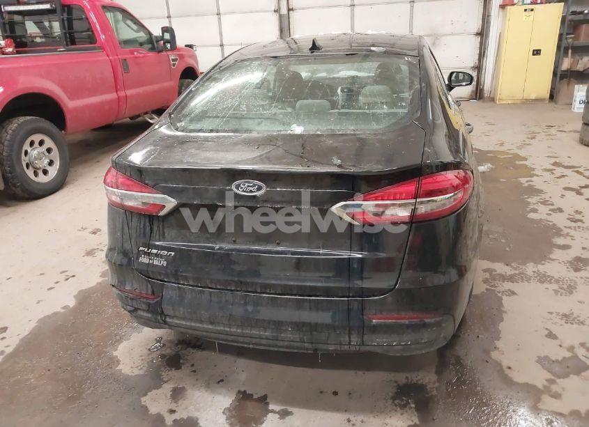 Photo 17 of 2020 Ford Fusion S (VIN 3FA6P0G7XLR162821)