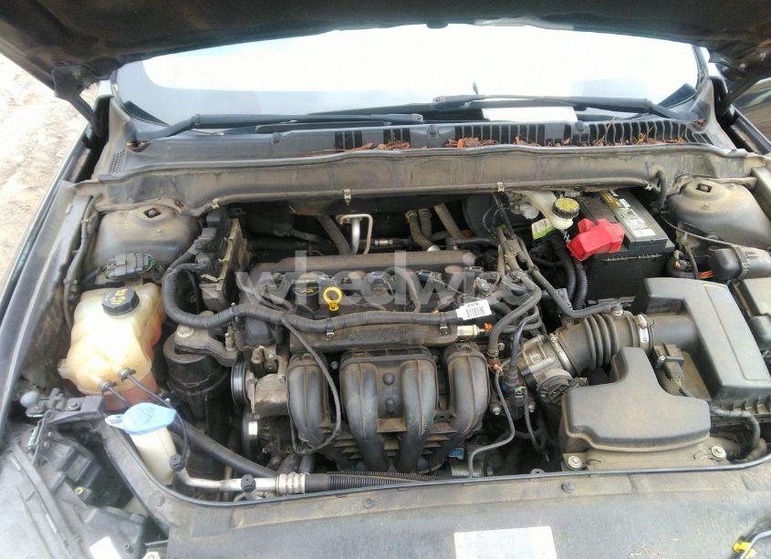 Photo 10 of 2013 Ford Fusion SE (VIN 3FA6P0H70DR117015)