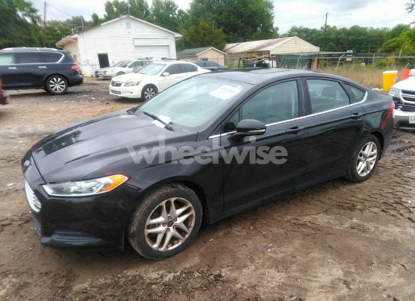 Photo 2 of 2013 Ford Fusion SE (VIN 3FA6P0H70DR117015)
