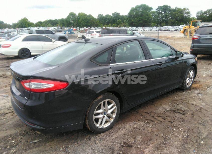 Photo 4 of 2013 Ford Fusion SE (VIN 3FA6P0H70DR117015)