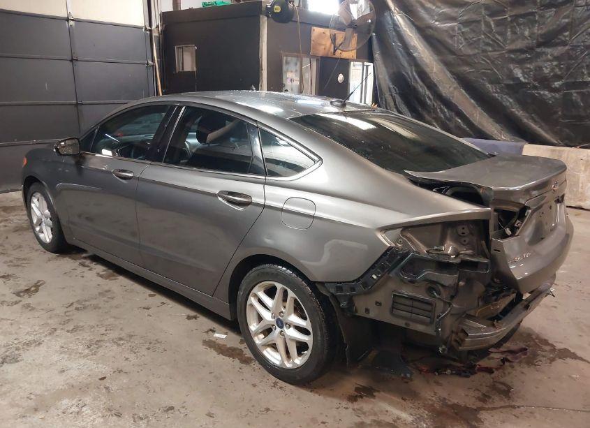 Photo 3 of 2013 Ford Fusion SE (VIN 3FA6P0H70DR197027)