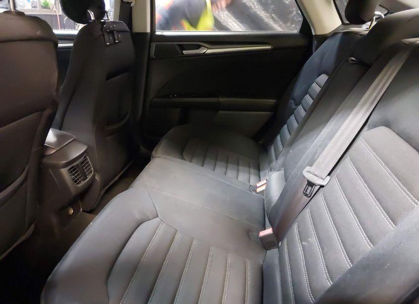 Photo 8 of 2013 Ford Fusion SE (VIN 3FA6P0H70DR197027)