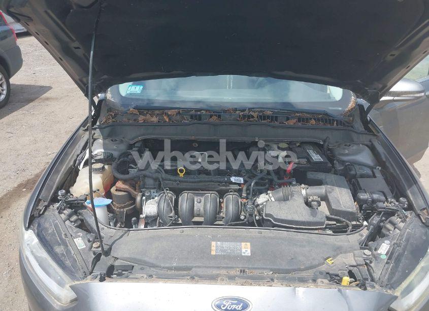 Photo 10 of 2013 Ford Fusion SE (VIN 3FA6P0H70DR204753)