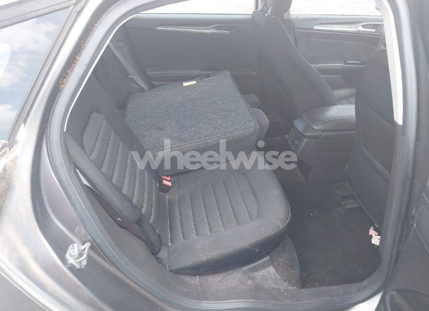 Photo 8 of 2013 Ford Fusion SE (VIN 3FA6P0H70DR204753)