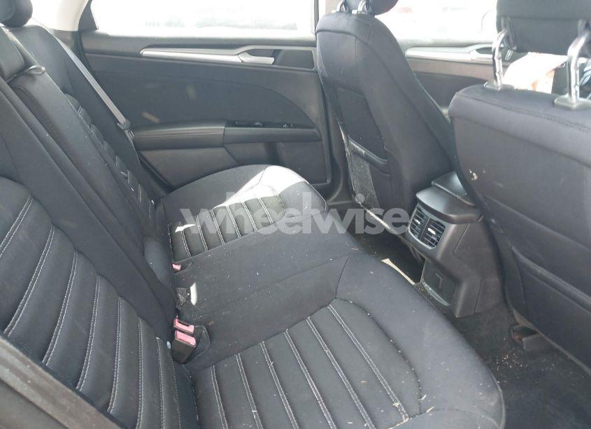 Photo 8 of 2013 Ford Fusion SE (VIN 3FA6P0H70DR225313)