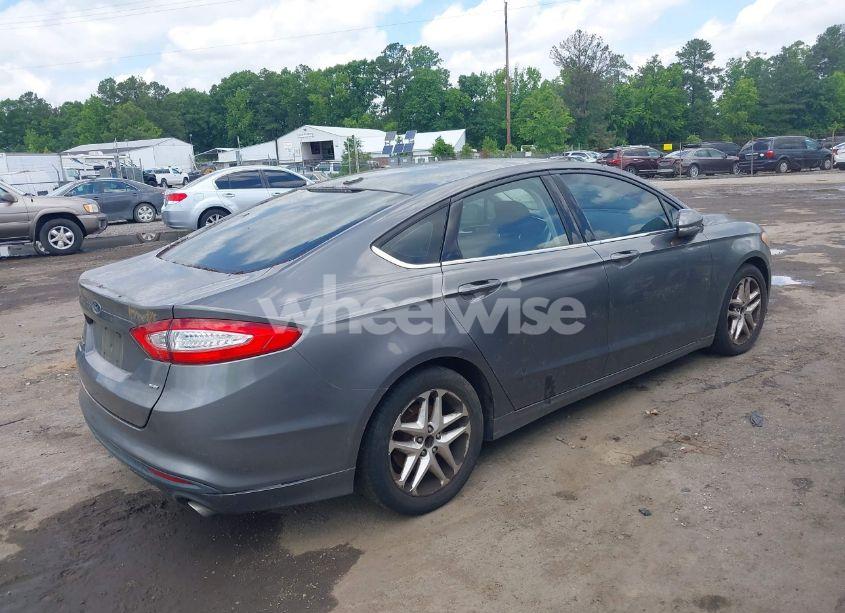 Photo 4 of 2013 Ford Fusion SE (VIN 3FA6P0H70DR240121)