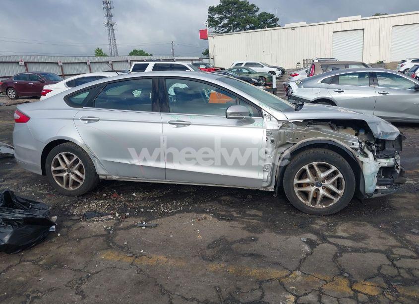 Photo 13 of 2013 Ford Fusion SE (VIN 3FA6P0H70DR248638)