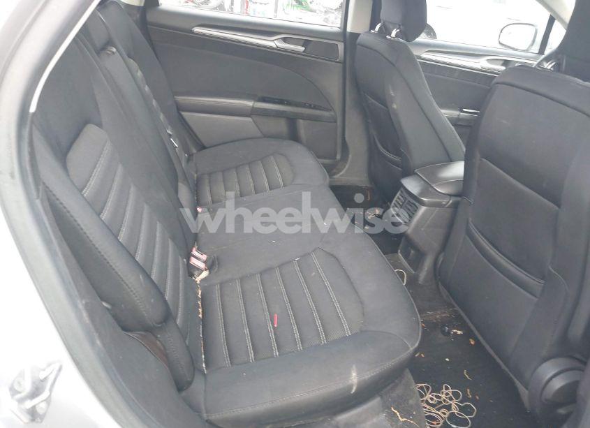 Photo 8 of 2013 Ford Fusion SE (VIN 3FA6P0H70DR248638)