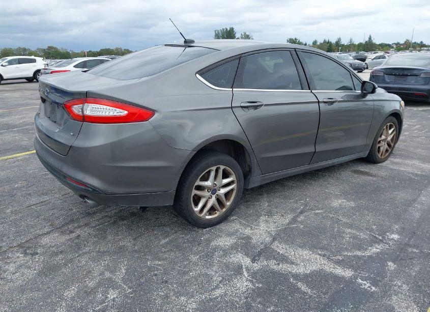 Photo 4 of 2013 Ford Fusion SE (VIN 3FA6P0H70DR312077)