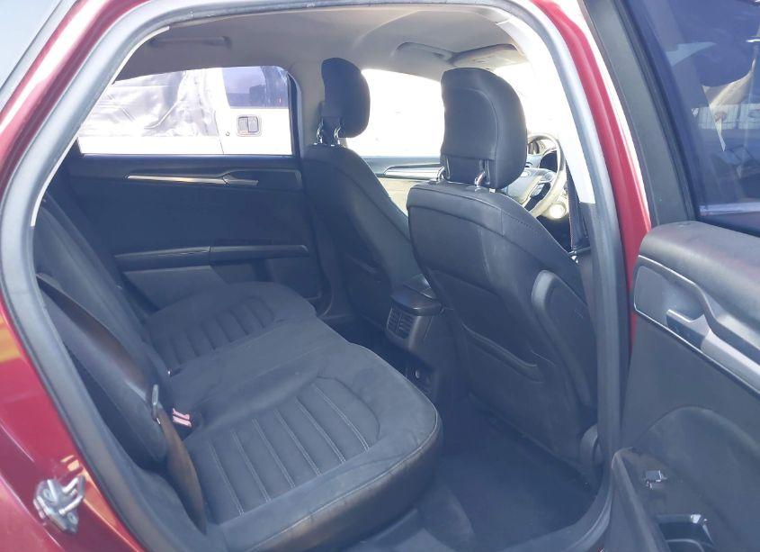 Photo 8 of 2013 Ford Fusion SE (VIN 3FA6P0H70DR325105)