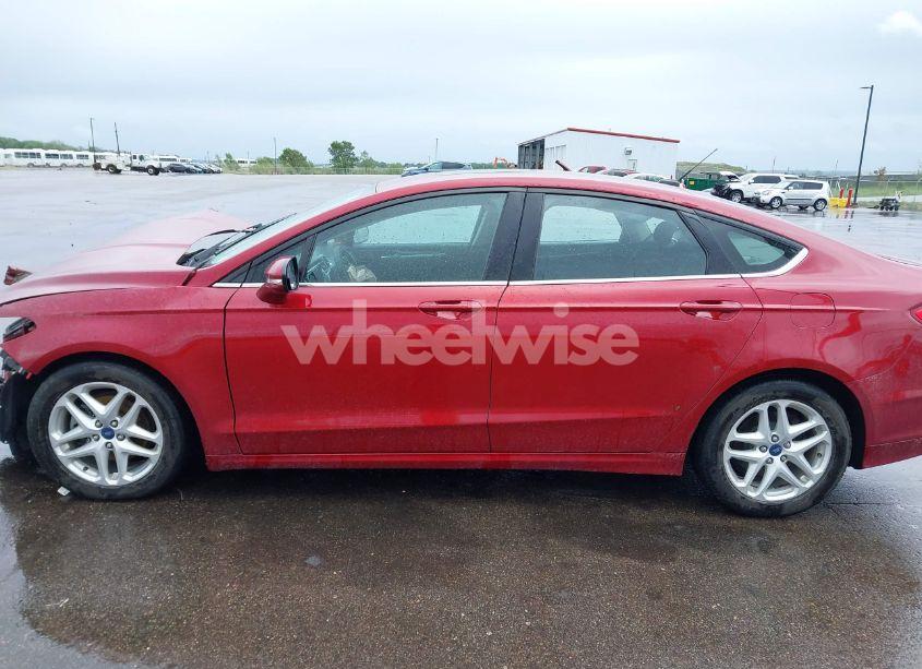 Photo 14 of 2013 Ford Fusion SE (VIN 3FA6P0H70DR389189)