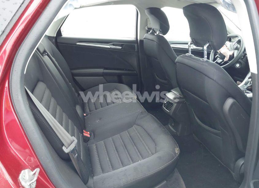 Photo 8 of 2013 Ford Fusion SE (VIN 3FA6P0H70DR389189)