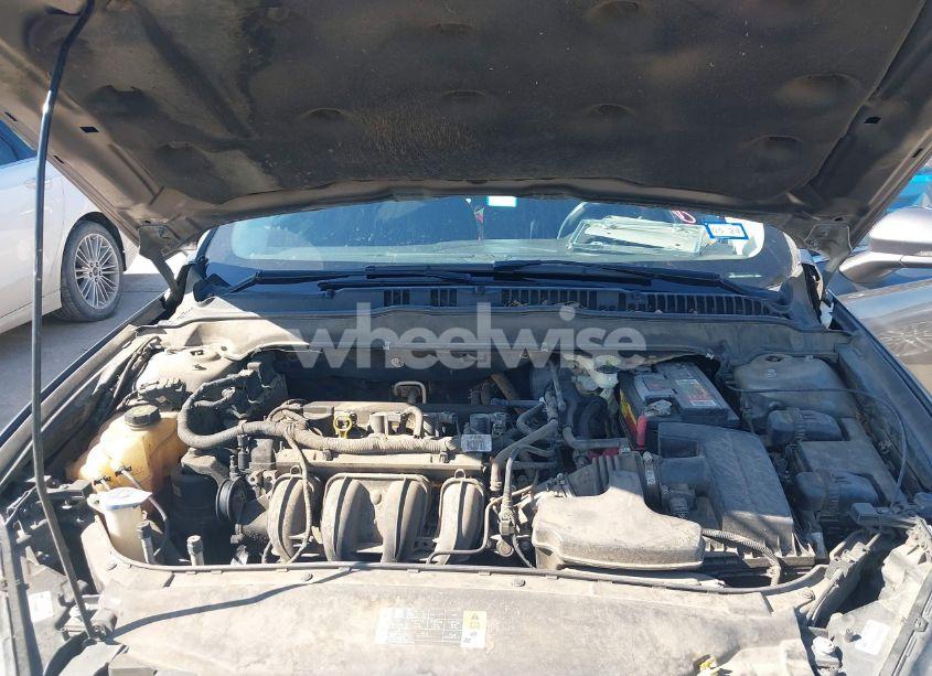 Photo 10 of 2014 Ford Fusion SE (VIN 3FA6P0H70ER128694)