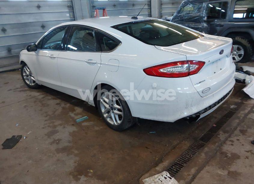 Photo 3 of 2014 Ford Fusion SE (VIN 3FA6P0H70ER165549)