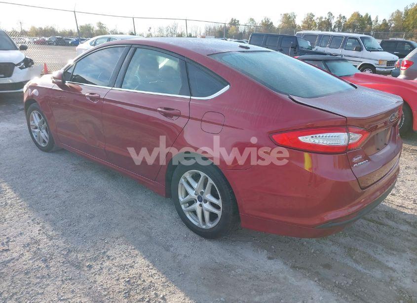 Photo 3 of 2014 Ford Fusion SE (VIN 3FA6P0H70ER200316)