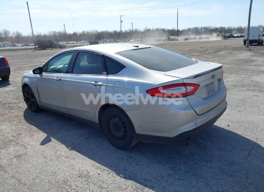 Photo 3 of 2014 Ford Fusion SE (VIN 3FA6P0H70ER255428)