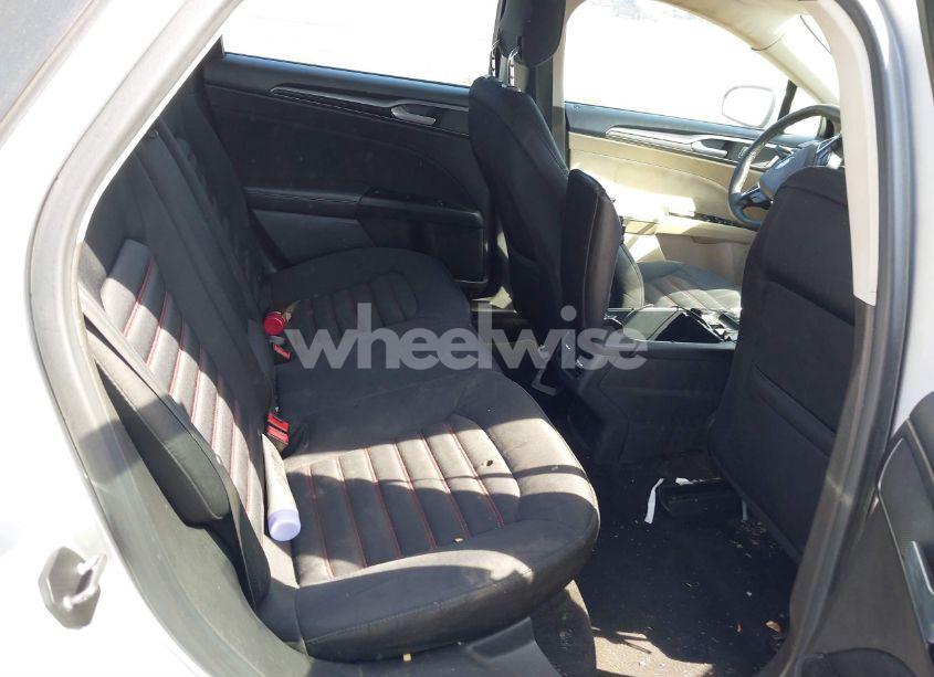 Photo 8 of 2014 Ford Fusion SE (VIN 3FA6P0H70ER255428)