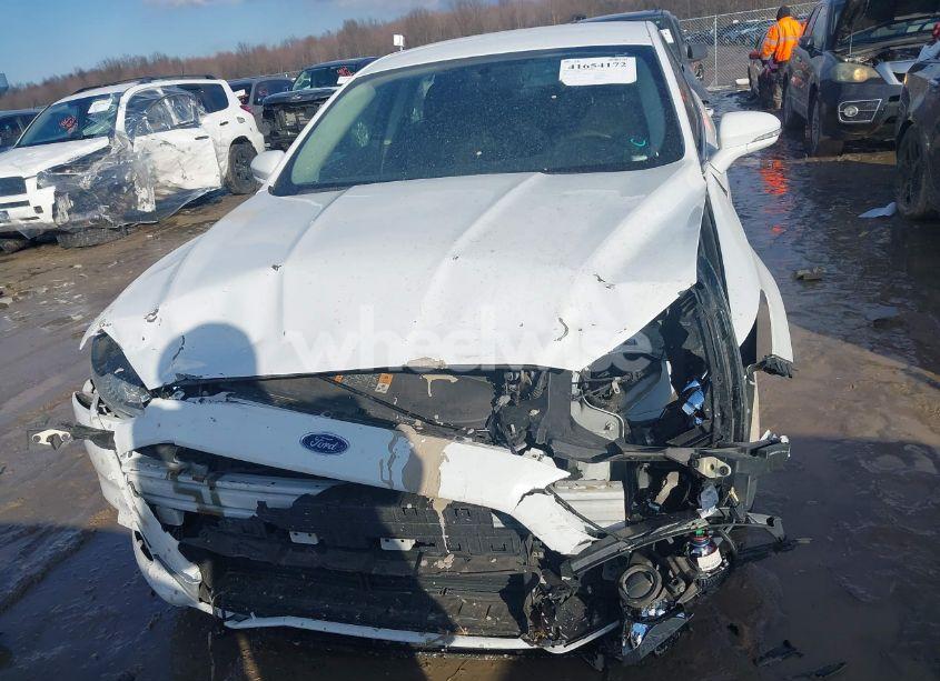 Photo 13 of 2014 Ford Fusion SE (VIN 3FA6P0H70ER312212)