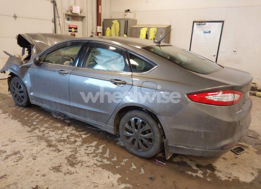 Photo 3 of 2014 Ford Fusion SE (VIN 3FA6P0H70ER325610)
