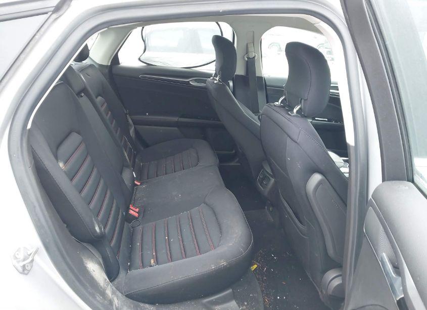 Photo 8 of 2014 Ford Fusion SE (VIN 3FA6P0H70ER368411)