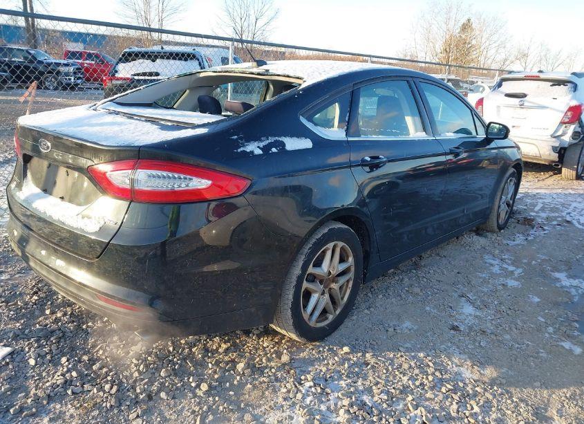 Photo 4 of 2014 Ford Fusion SE (VIN 3FA6P0H70ER374418)