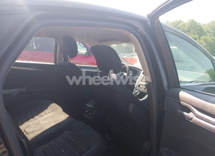 Photo 8 of 2014 Ford Fusion SE (VIN 3FA6P0H70ER375245)