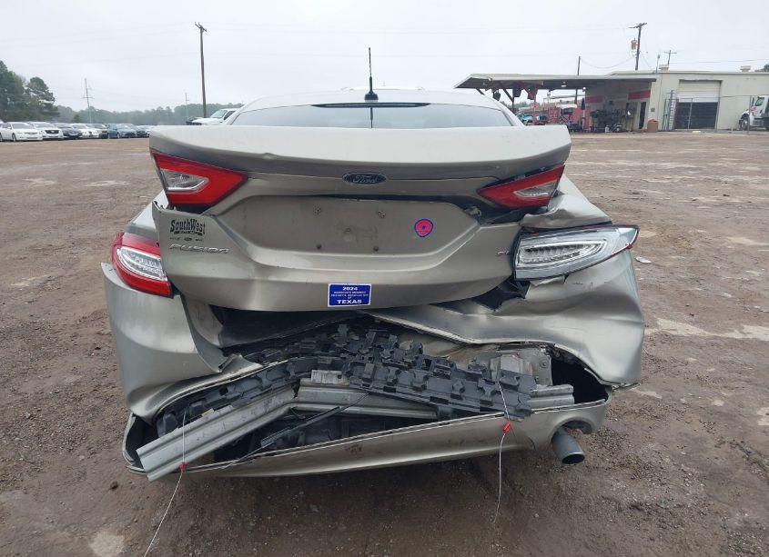 Photo 17 of 2015 Ford Fusion SE (VIN 3FA6P0H70FR104414)