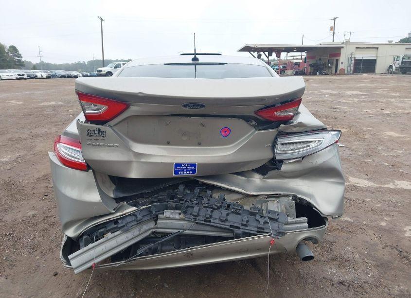 Photo 6 of 2015 Ford Fusion SE (VIN 3FA6P0H70FR104414)